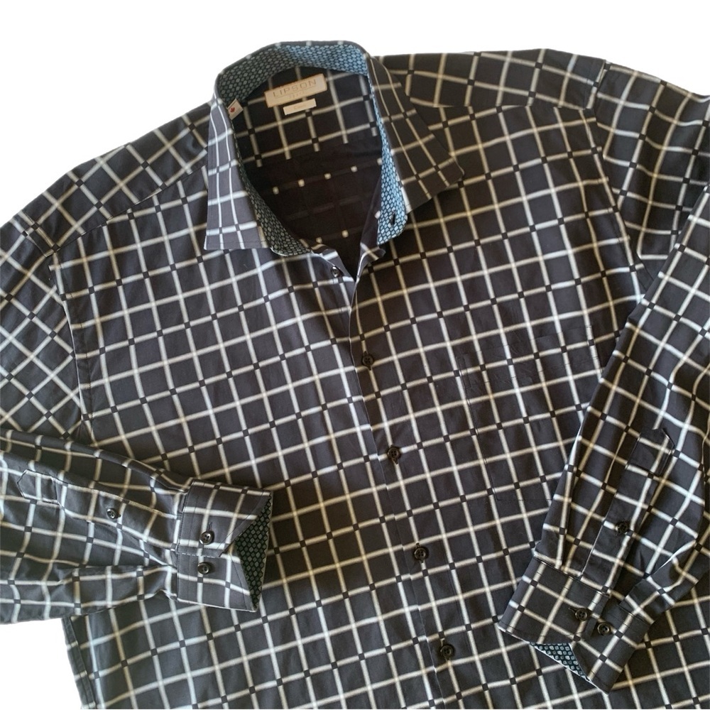 Like New Lipson Sport Classic Fit 100% cotton Men’s button down shirt